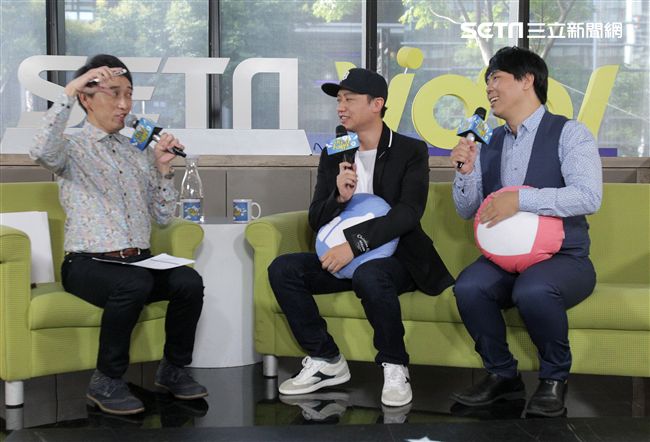 邵大倫、黃丹尼安安大明星。（記者邱榮吉/攝影）