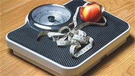 量體重,減肥,體重計,減重,瘦身,體重管理,圖／翻攝自Pixabay