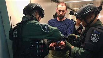 分屍主嫌落網！美籍刺青師被押解返台