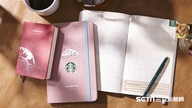 星巴克2019年曆　內藏好友分享券