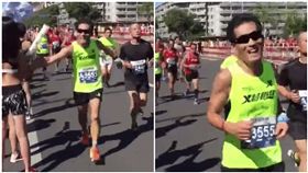 大陸,北京,馬拉松,襲胸,擊掌（圖／翻攝自微博）