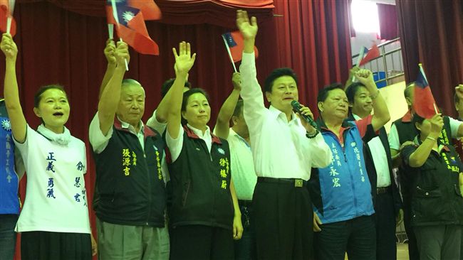 傅崐萁辦茶會　花蓮青年要他乖乖反省