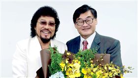 張菲及華視總經理莊豐嘉
圖／華視提供