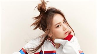 藝人秘辛！鄧紫棋揭必須假笑識人內幕