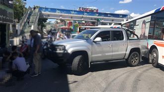 輔大前死亡車禍　貨車迴轉擦撞騎士亡