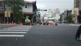 台中,文心路,不平,難騎,爆廢公社公開版　圖／翻攝自臉書爆廢公社公開版