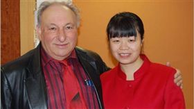 妻被拒登機！英老公氣炸護航 反遭女員工嗆「肥宅！」（圖／翻攝自鏡報）