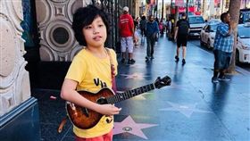 音樂神童馮羿。(翻攝臉書)