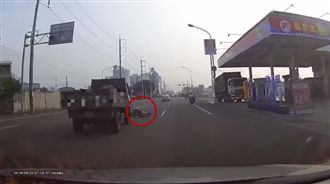 想製造假車禍？他時間沒算準慘被輾過