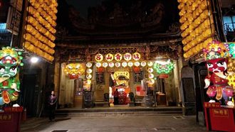 廟公都很大尾？他想學顏清標結果…？