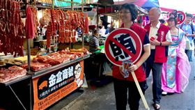 嘉義地檢署檢察長率隊赴市場宣導反賄選