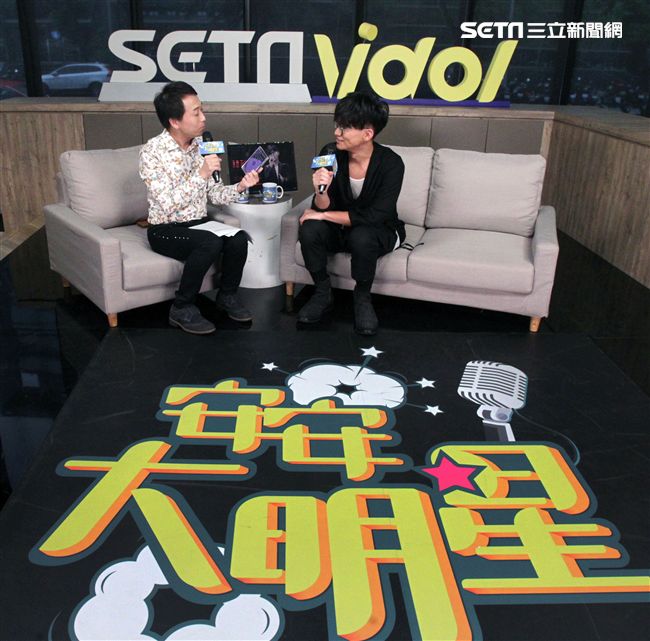 卓義峯安安大明星。（記者邱榮吉/攝影）