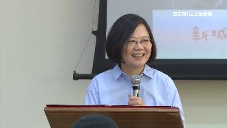 小英輔選艱困選區　嘆：改革是孤單的