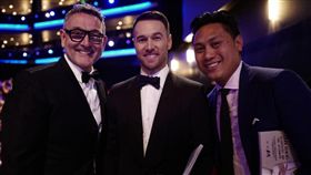 瘋狂亞洲富豪賣座　台裔導演朱浩偉取材家庭（圖／翻攝自@jonmchu 推特）