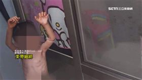 驚悚! 三歲男童骨瘦如柴 全裸綁陽台