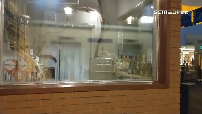 餐廳員工備料　遭攪拌機器割指見骨