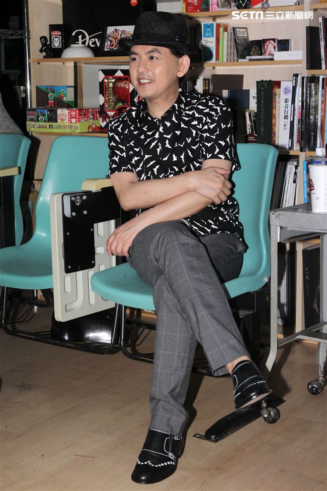 黃子佼金鐘專訪。（記者邱榮吉/攝影）