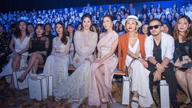 穆熙妍深圳時裝秀同台余詩曼
圖／年代娛樂提供