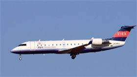 空中驚魂！日本飛往福岡機場航班　因「液壓故障」緊急降落