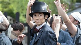 藤岡靛2015年演出《阿淺》中的五代友厚，掀起日本一股「五代熱潮」。（圖／阿淺劇照）