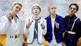 WINNER來台開唱，上台前在後台接受訪問。（圖／翻攝自WINNERCITY推特）