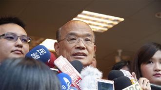拍肚事件後致歉　蘇貞昌嘆：我是凡人