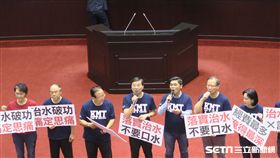 行政院長賴清德25日上午赴立法院進行823中南部水災之治水機制專案報告並備詢。（圖／記者盧素梅攝）