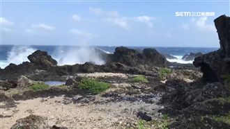 潭美掀風浪　遊客驚像搭海盜船