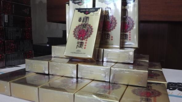 水電工改賣「印度神油」　變身公子哥