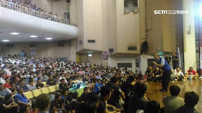 造勢大爆滿？網路瘋傳韓國瑜照片造假