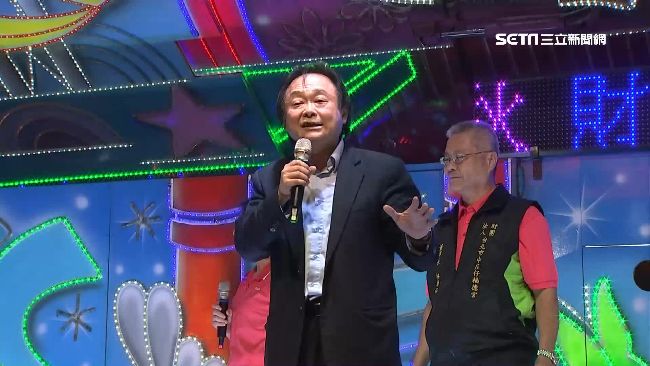 王世堅調侃柯文哲　下一秒本尊現身！