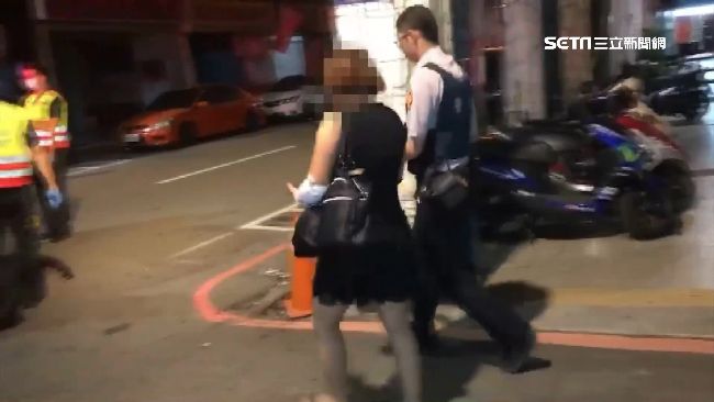 吵架互砍！男腳筋斷滿地血痕　女挫傷