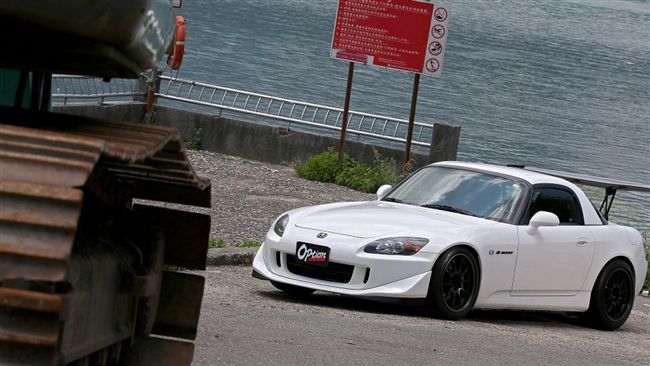 本田最瘋狂跑車　S2000 AP1