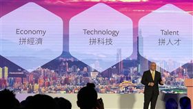 臉書加碼台灣　拚經濟科技人才Facebook（臉書）全球副總裁暨亞太區總裁唐立洋（Dan Neary）27日宣布擴大投資台灣，在Facebook總部資源挹注下，將一起拚經濟、拚科技、拚人才。中央社記者吳家豪攝　107年9月27日