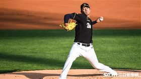 旅韓台灣投手NC恐龍王維中。 （圖／記者林敬旻攝）