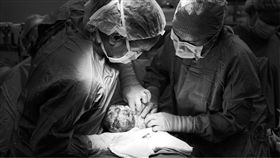 嬰兒,自然產,剖腹產,遭慘,胎位,扯斷,頭,子宮,英國　圖／翻攝自pixabay　https://goo.gl/4KMkFQ