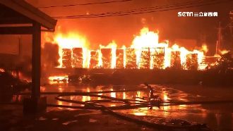 火噬龍井紙廠傳爆炸聲　恐怖畫面曝光