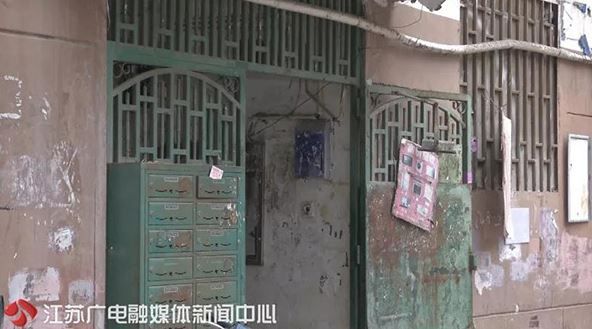 快遞員送貨　趁女客家中洗澡闖入性侵