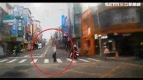 新北市,淡水,車禍,行人,歐卡,老翁