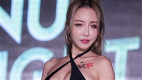 JKF、雪碧（記者邱榮吉攝影）