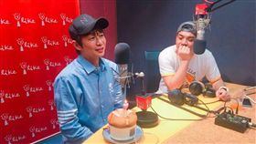 吳建恆主持的「娛樂e世代」節目，榮獲本屆流行音樂節目獎。（圖／翻攝自吳建恆臉書粉絲團）