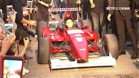 林志穎開車買涼麵　網友一看全歪樓…