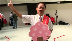 開公車導覽陽明山景色 鄧臺培獲頒優良駕駛