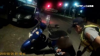 通緝犯出大絕！被逮想逃竟裝心臟病發