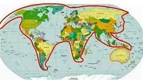 世界地圖,貓咪,哥倫布（圖／翻攝自爆廢公社）