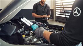 Mercedes-Benz後勤保修都獲得原廠認證。（圖／Mercedes-Benz提供）