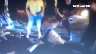 神明面前亂鬥！雙方互毆警鳴3槍制止