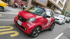 smart「百軌夜行」10月6日至10月7日在台北大眾捷運前運行。（圖／smart提供）