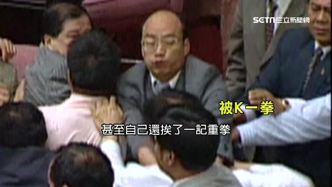 羅福助立院開打！韓國瑜幫擋駕還挨拳