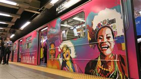 紐約地鐵換新妝 彩繪列車首見台灣元素